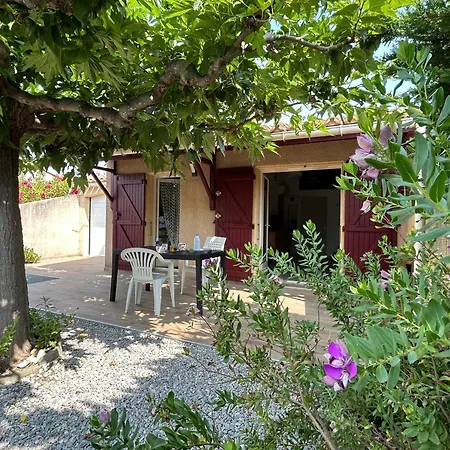 T4 Mezzanine Climatisee Avec Parking, Proche Et Port A Saint-cyprien - Fr-1-793-28 * Saint-Cyprien (Pyrenees-Orientales)